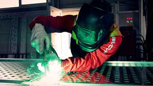 welding_manufacturing_pixabay