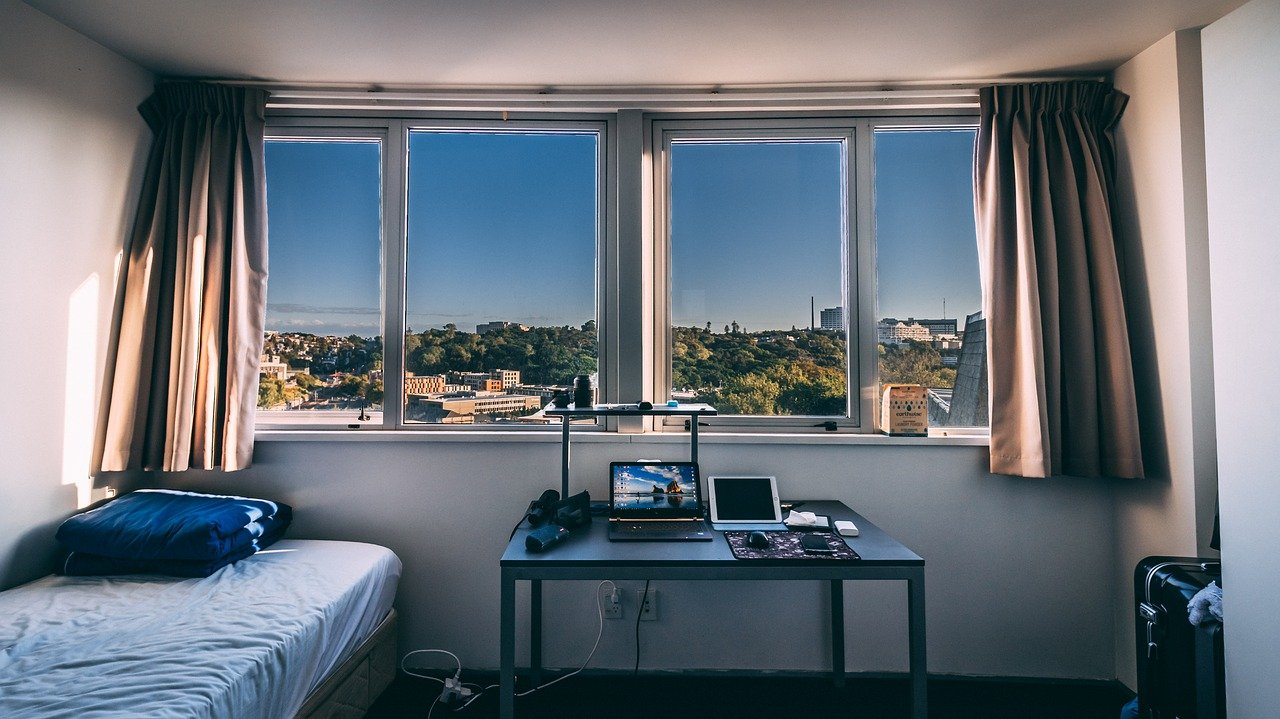 Room 3810680 1280
