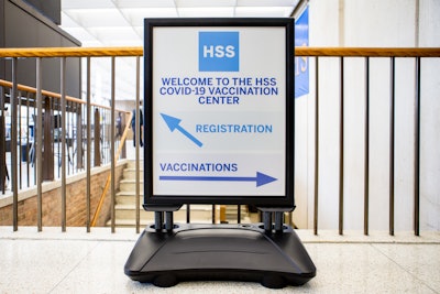 Lois Elfman Com 9641