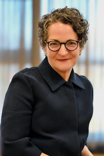 Dr. Suri Duitch